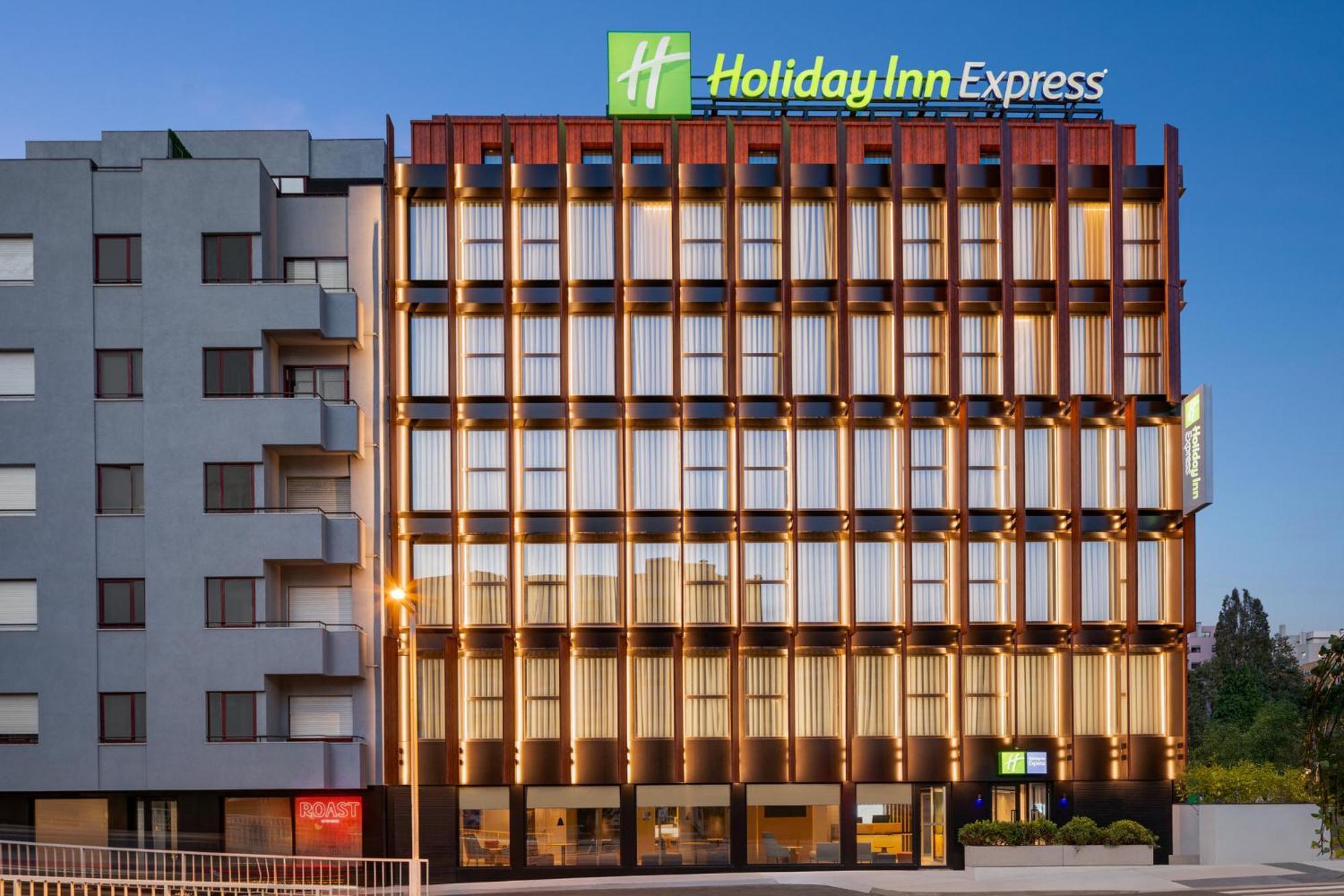 Holiday Inn Express Porto - Boavista By Ihg Buitenkant foto